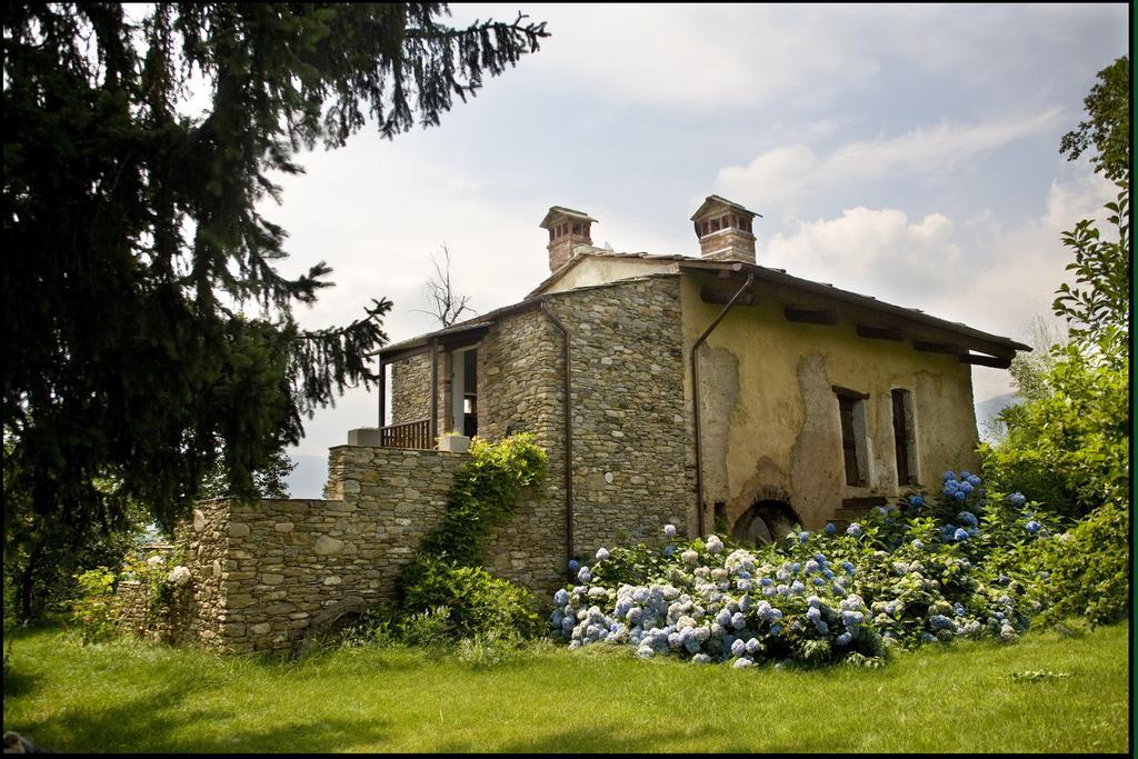 Agriturismo Famiglia Al Castello Di Bagnolo Bagnolo Piemonte Room photo